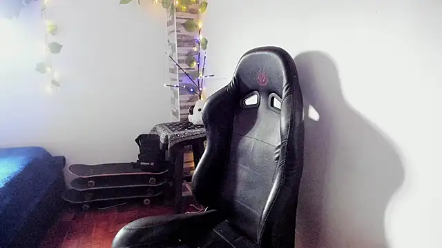 Snapshot of saad_man chatting on November 29, 2025, 2:42 pm saad man online show from November 29, 2025, 2:42 pm