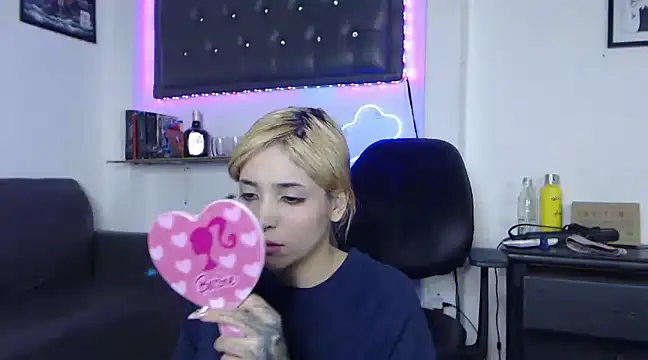 MaryJannes online show from March 13, 2025, 7:53 am