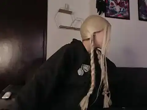 MaryJannes online show from March 15, 2025, 12:45 pm