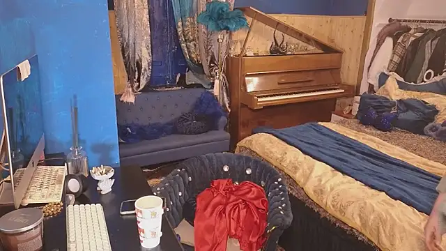 Snapshot of VanessaDoyle chatting on January 5, 2026, 8:34 pm VanessaDoyle online show from January 5, 2026, 8:34 pm