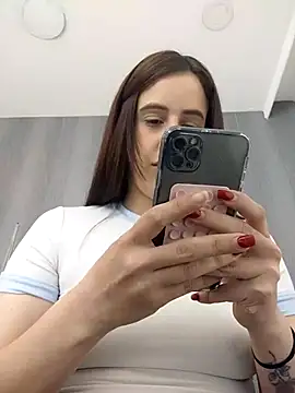 Snapshot of Amira_Milker chatting on September 12, 2025, 1:11 pm Amira Milker online show from September 12, 2025, 1:11 pm