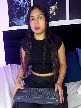 SARA MILLER69 online show from March 25, 2026, 2:34 pm