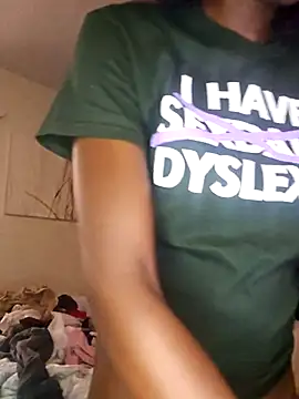 Snapshot of oliviaprettypussy chatting on November 21, 2025, 2:16 pm oliviaprettypussy online show from November 21, 2025, 2:16 pm