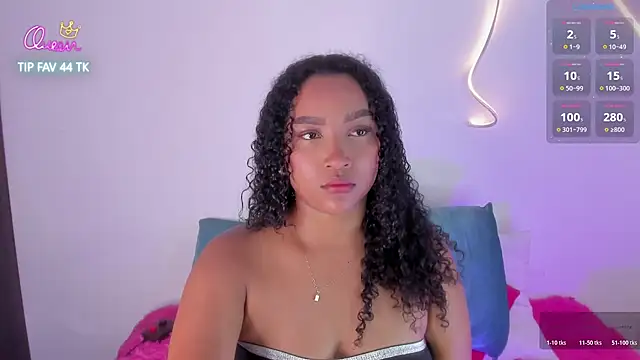 Snapshot of cloe_25 chatting on February 26, 2026, 11:26 pm cloe 25 online show from February 26, 2026, 11:26 pm