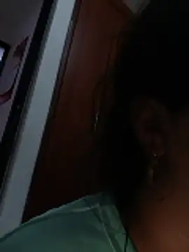 Snapshot of Van3orgasm4me chatting on January 17, 2026, 1:38 pm Van3orgasm4me online show from January 17, 2026, 1:38 pm