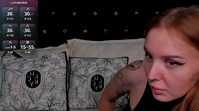 Snapshot of LianaFord chatting on March 8, 2025, 9:18 pm LianaFord online show from March 8, 2025, 9:18 pm