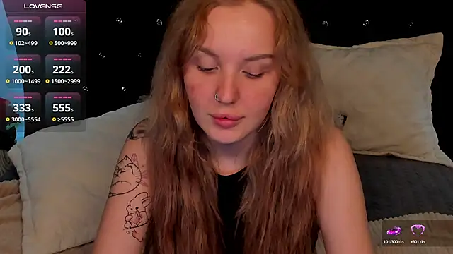 Snapshot of LianaFord chatting on March 16, 2025, 1:59 am LianaFord online show from March 16, 2025, 1:59 am