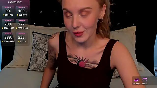 Snapshot of LianaFord chatting on March 17, 2025, 7:26 pm LianaFord online show from March 17, 2025, 7:26 pm