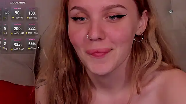 Snapshot of LianaFord chatting on March 22, 2025, 12:39 am LianaFord online show from March 22, 2025, 12:39 am
