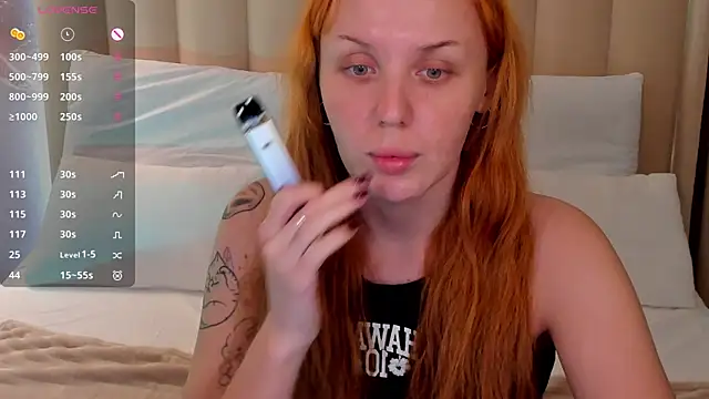 LianaFord online show from November 10, 2025, 8:41 pm