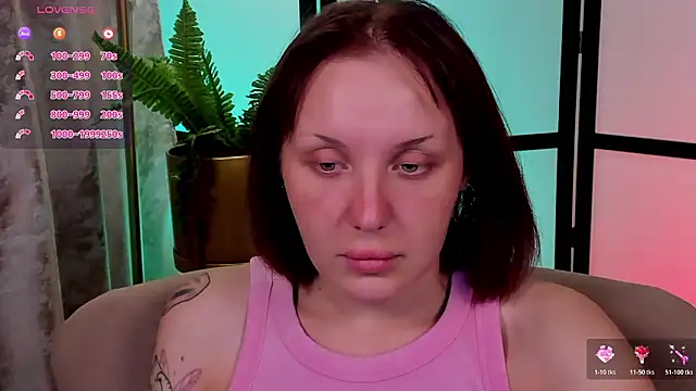 LianaFord online show from March 11, 2026, 4:51 am