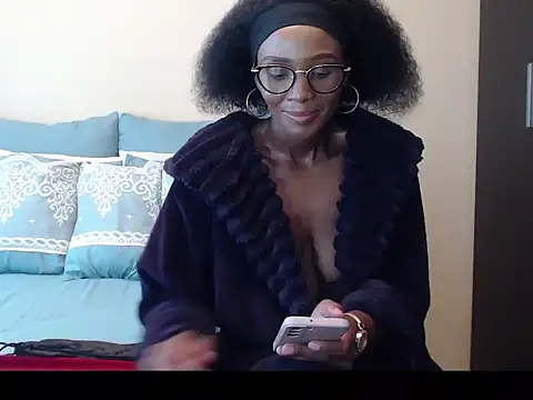 yummycherryxx online show from November 6, 2025, 7:31 am