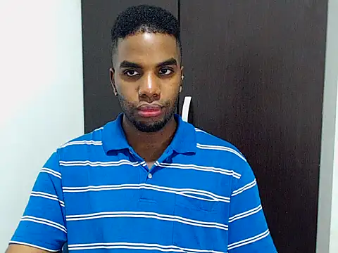 Snapshot of Rene_hotman chatting on November 3, 2025, 7:37 pm Rene hotman online show from November 3, 2025, 7:37 pm