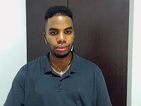 Snapshot of Rene_hotman chatting on November 4, 2025, 8:19 pm Rene hotman online show from November 4, 2025, 8:19 pm