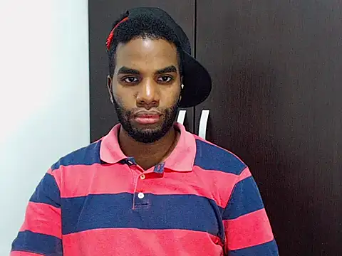 Snapshot of Rene_hotman chatting on November 21, 2025, 8:18 pm Rene hotman online show from November 21, 2025, 8:18 pm