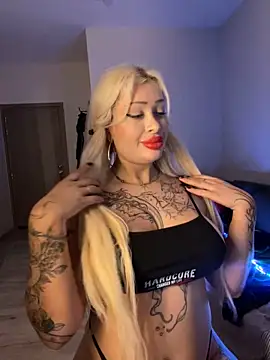 JennaLinn online show from June 4, 2026, 11:33 pm