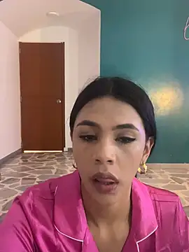 Snapshot of AntonellaRossi chatting on July 1, 2026, 7:46 pm AntonellaRossi online show from July 1, 2026, 7:46 pm