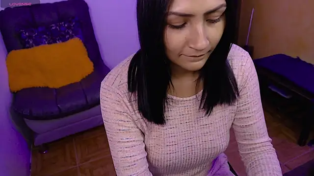 Snapshot of leah-666 chatting on March 5, 2025, 1:28 pm leah-666 online show from March 5, 2025, 1:28 pm