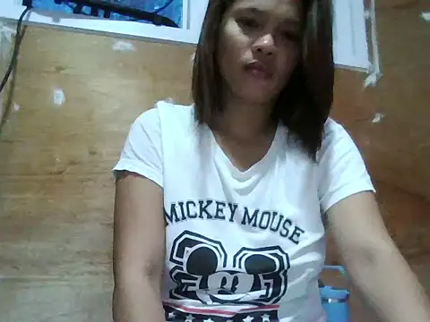 Silly Girl21 online show from July 26, 2026, 9:32 pm