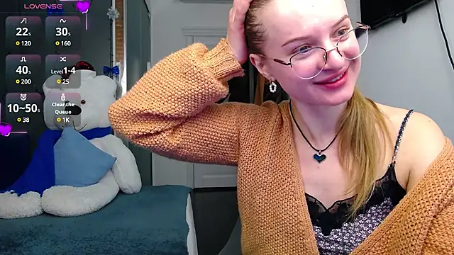 Snapshot of KateJonson chatting on January 10, 2025, 12:58 pm KateJonson online show from January 10, 2025, 12:58 pm