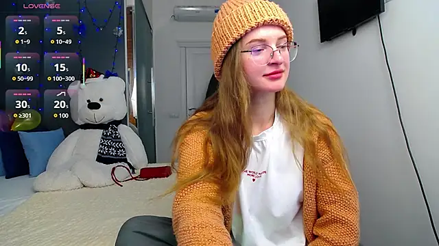 Snapshot of KateJonson chatting on February 17, 2025, 12:48 pm KateJonson online show from February 17, 2025, 12:48 pm