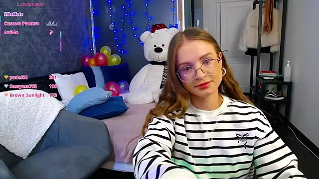 Snapshot of KateJonson chatting on February 26, 2025, 8:04 am KateJonson online show from February 26, 2025, 8:04 am