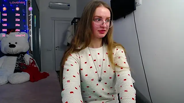 Snapshot of KateJonson chatting on February 27, 2025, 12:45 pm KateJonson online show from February 27, 2025, 12:45 pm