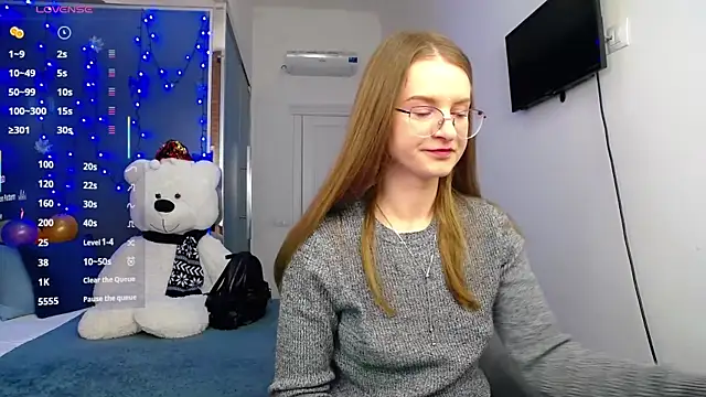 Snapshot of KateJonson chatting on March 13, 2025, 7:31 am KateJonson online show from March 13, 2025, 7:31 am