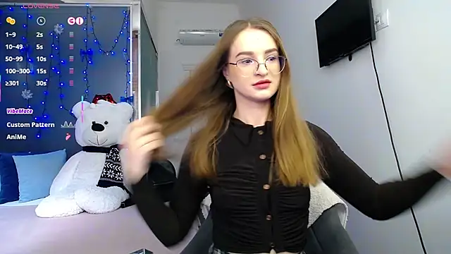 Snapshot of KateJonson chatting on March 23, 2025, 7:42 am KateJonson online show from March 23, 2025, 7:42 am