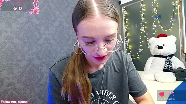 Snapshot of KateJonson chatting on September 16, 2025, 6:58 am KateJonson online show from September 16, 2025, 6:58 am