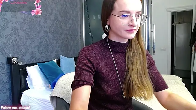 Snapshot of KateJonson chatting on September 19, 2025, 7:10 am KateJonson online show from September 19, 2025, 7:10 am