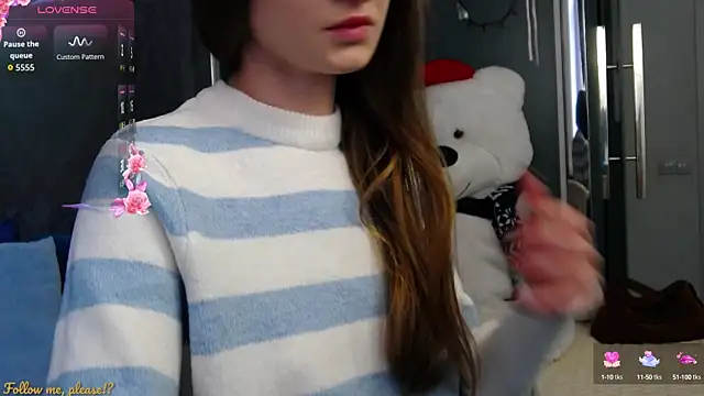 Snapshot of KateJonson chatting on October 14, 2025, 6:47 am KateJonson online show from October 14, 2025, 6:47 am