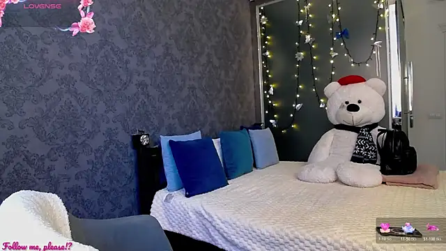 Snapshot of KateJonson chatting on October 20, 2025, 12:05 pm KateJonson online show from October 20, 2025, 12:05 pm