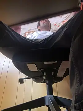 imyogi23 online show from December 28, 2024, 8:25 pm