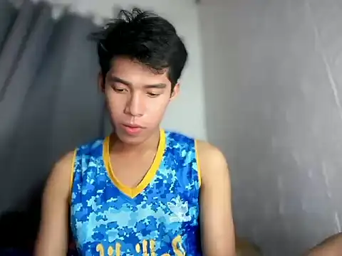 Snapshot of Lightjt04 chatting on May 5, 2026, 6:16 pm Lightjt04 online show from May 5, 2026, 6:16 pm