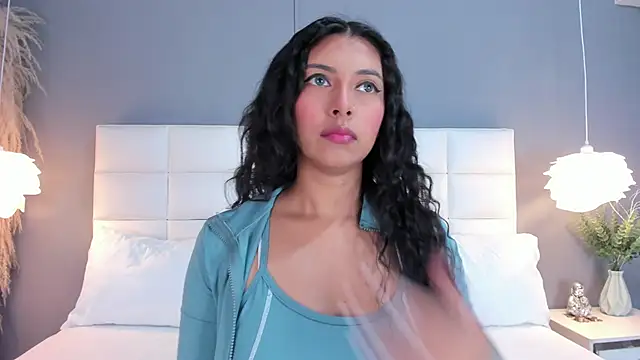  BunnyNaugthy online show from February 12, 2026, 5:19 pm