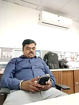 Desi Londa 143 online show from November 17, 2025, 6:08 am