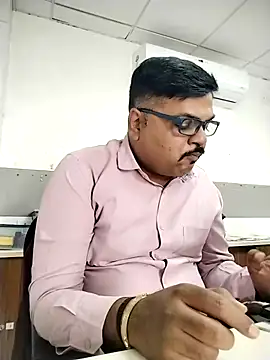 Desi Londa 143 online show from December 1, 2025, 7:57 am