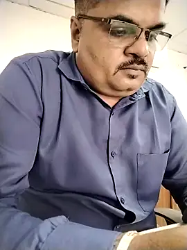 Desi Londa 143 online show from February 5, 2026, 6:40 am