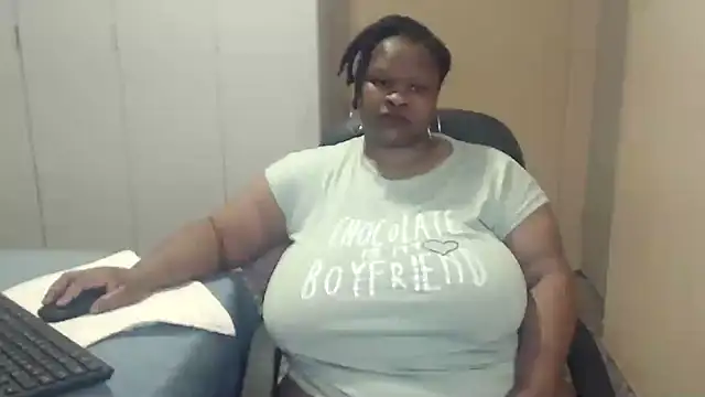 sweetnoziexx online show from September 21, 2025, 2:29 pm