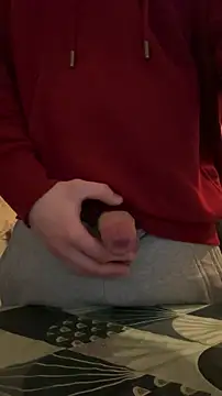 Snapshot of yann2392 chatting on December 20, 2025, 4:14 pm yann2392 online show from December 20, 2025, 4:14 pm