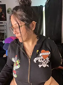 MsConejitaa online show from December 22, 2024, 4:38 pm