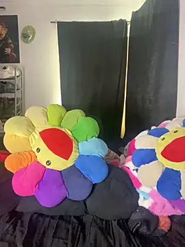 MsConejitaa online show from March 17, 2025, 4:33 pm