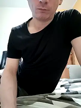 Snapshot of Kuroshitsuji7 chatting on March 14, 2025, 10:49 pm Kuroshitsuji7 online show from March 14, 2025, 10:49 pm