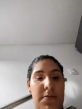Snapshot of DanielleEvans_ chatting on February 1, 2025, 11:10 am DanielleEvans online show from February 1, 2025, 11:10 am