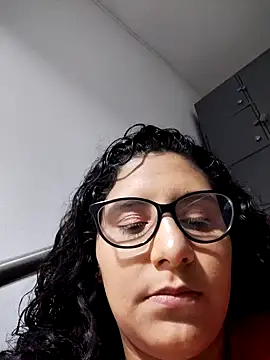 Snapshot of DanielleEvans_ chatting on February 11, 2025, 11:21 am DanielleEvans online show from February 11, 2025, 11:21 am