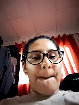 Snapshot of DanielleEvans_ chatting on February 23, 2025, 2:35 pm DanielleEvans online show from February 23, 2025, 2:35 pm