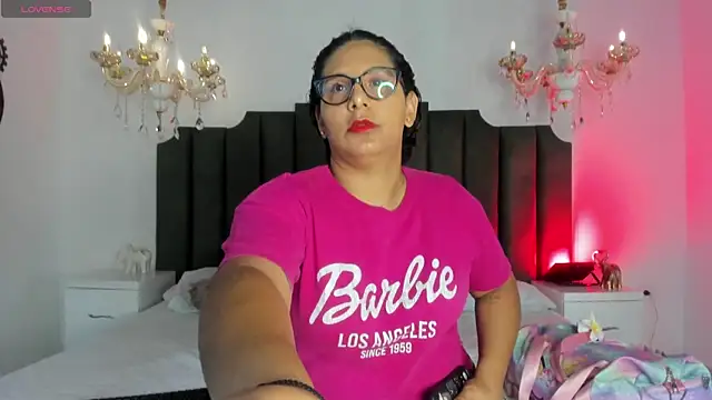 Snapshot of DanielleEvans_ chatting on September 10, 2025, 11:43 am DanielleEvans online show from September 10, 2025, 11:43 am