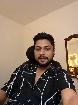  IRRESISTIBLE  online show from February 17, 2025, 5:10 pm