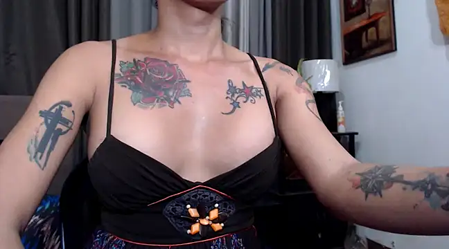 Snapshot of TSnaughtyBIGCOCK chatting on March 4, 2025, 5:56 pm TSnaughtyBIGCOCK online show from March 4, 2025, 5:56 pm